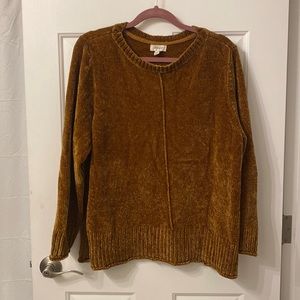 Oversized women’s sweater